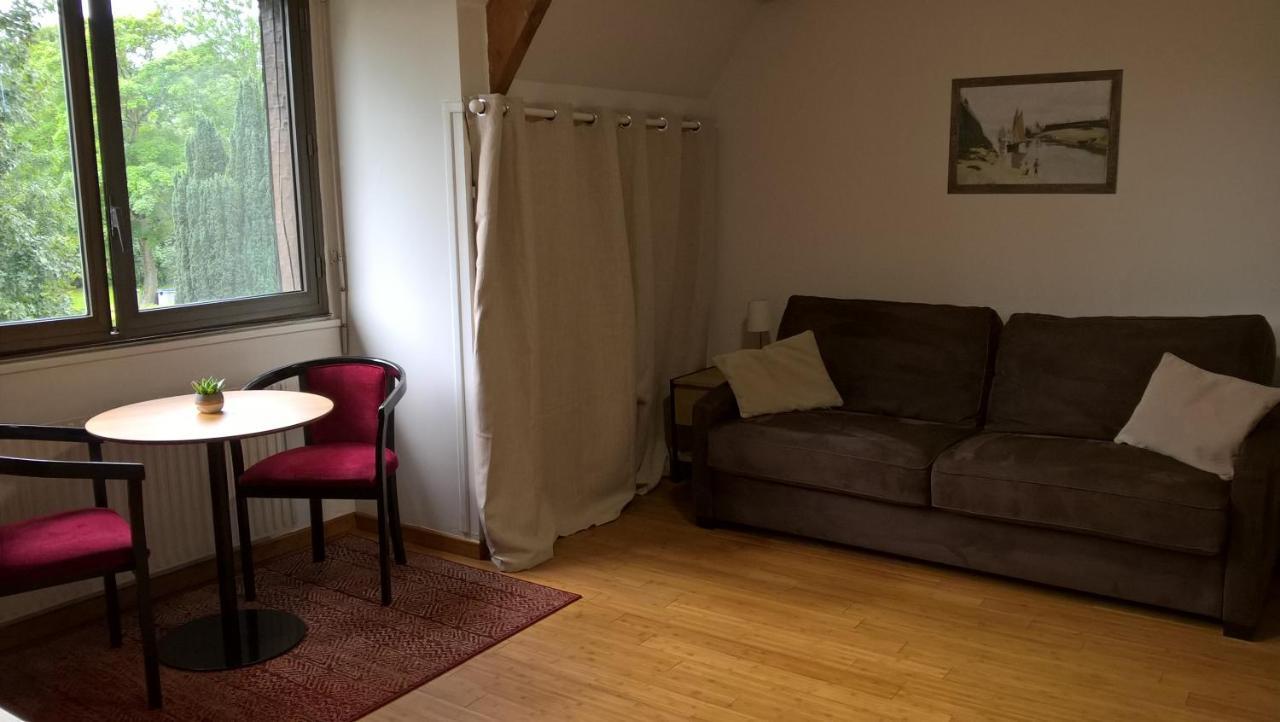 Appartement Le Louis Dort Au Calme Equemauville Luaran gambar
