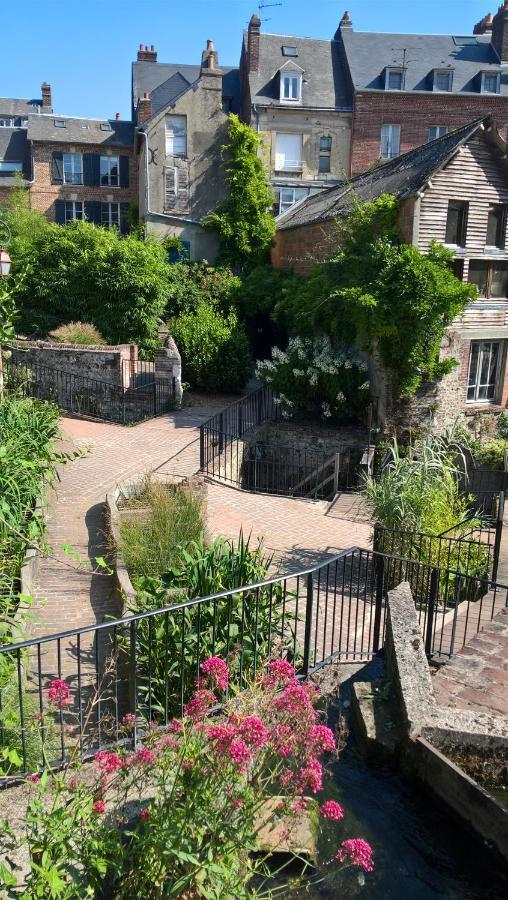 Appartement Le Louis Dort Au Calme Equemauville Luaran gambar