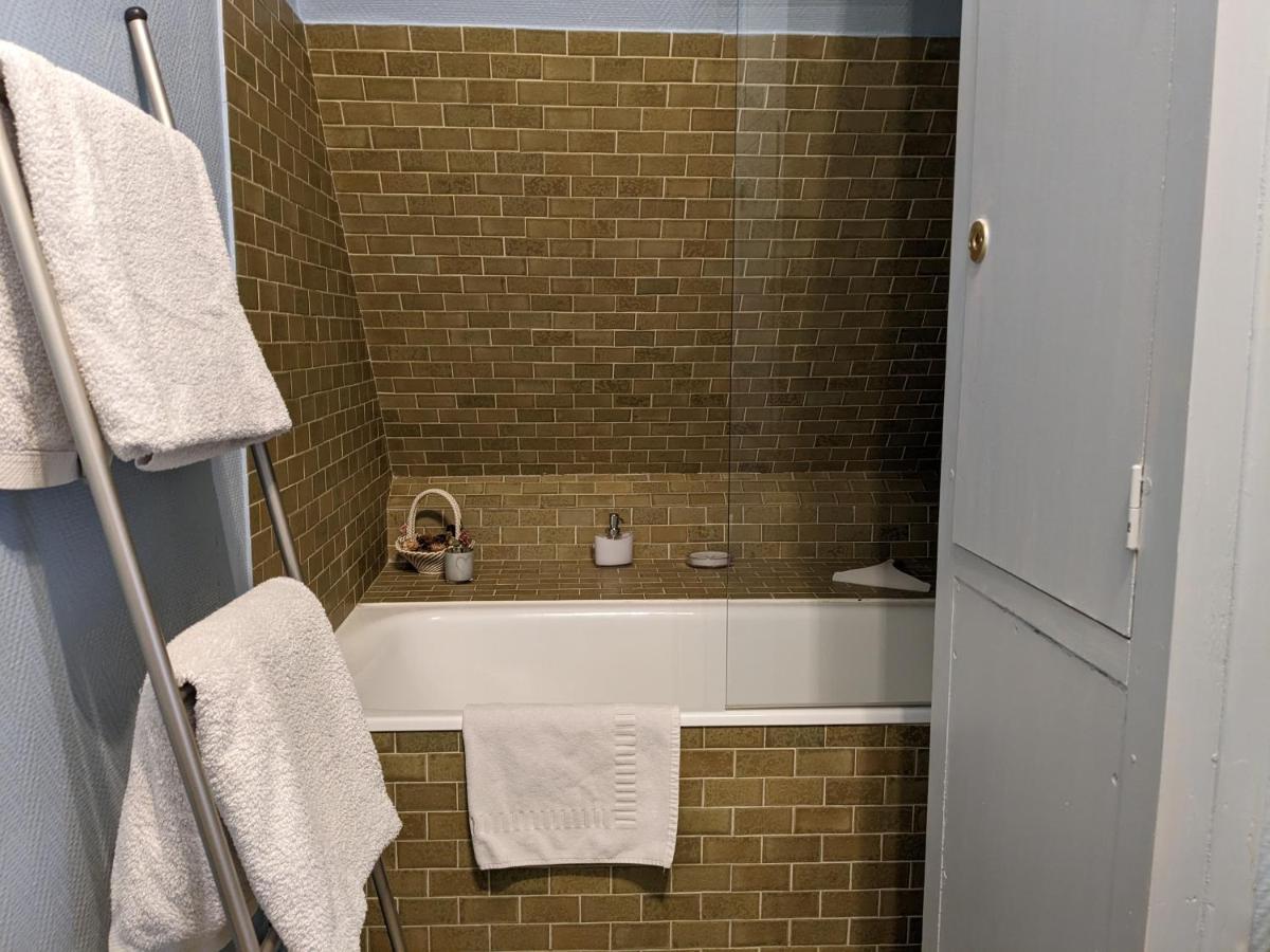 Appartement Le Louis Dort Au Calme Equemauville Luaran gambar