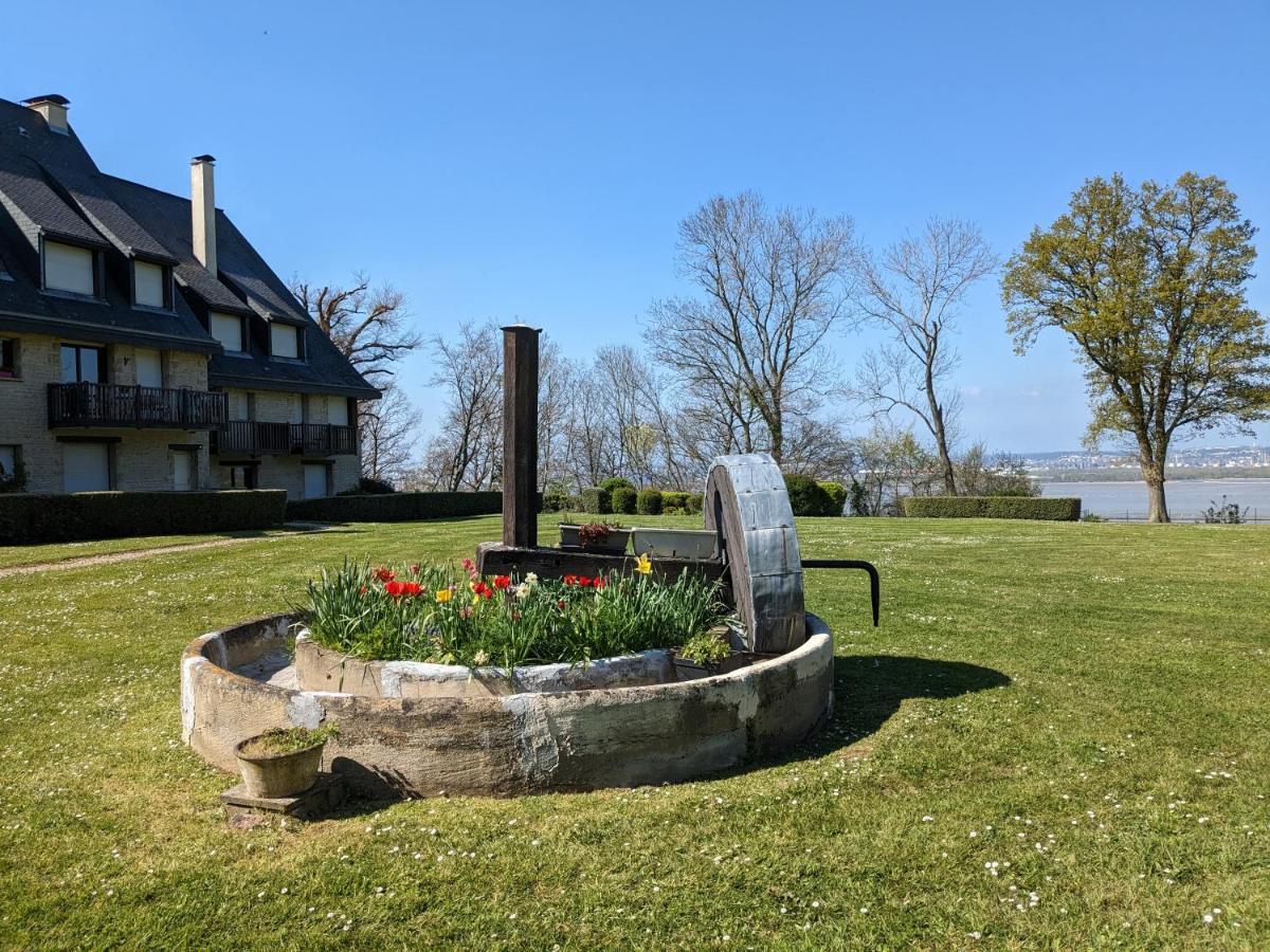 Appartement Le Louis Dort Au Calme Equemauville Luaran gambar