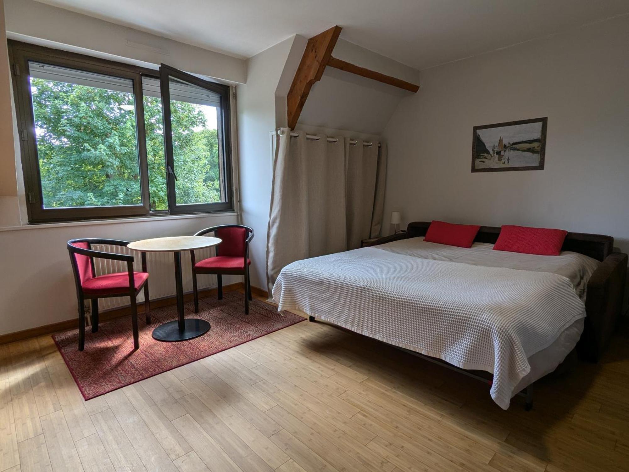 Appartement Le Louis Dort Au Calme Equemauville Luaran gambar